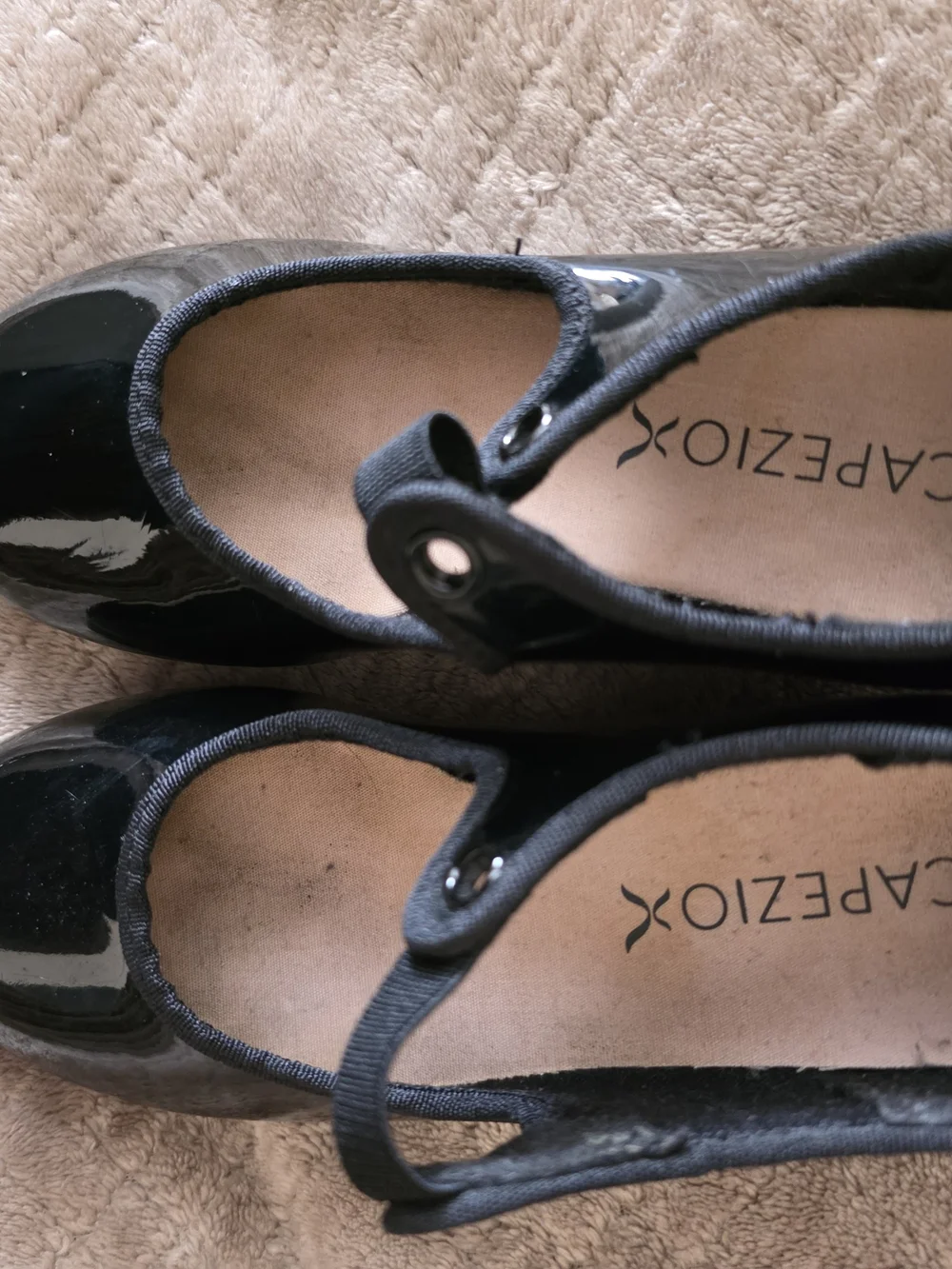 Tap Dancing Shoes Capezzo Black Patent Leather Elastic Closure 12 1/2 M Children